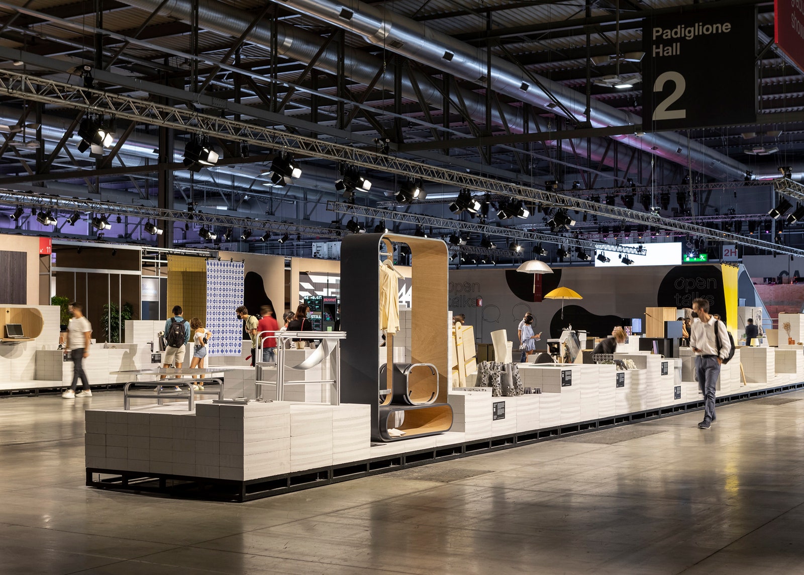 Как прошел финальный день Milan Design Week 2021: репортаж редакторов AD