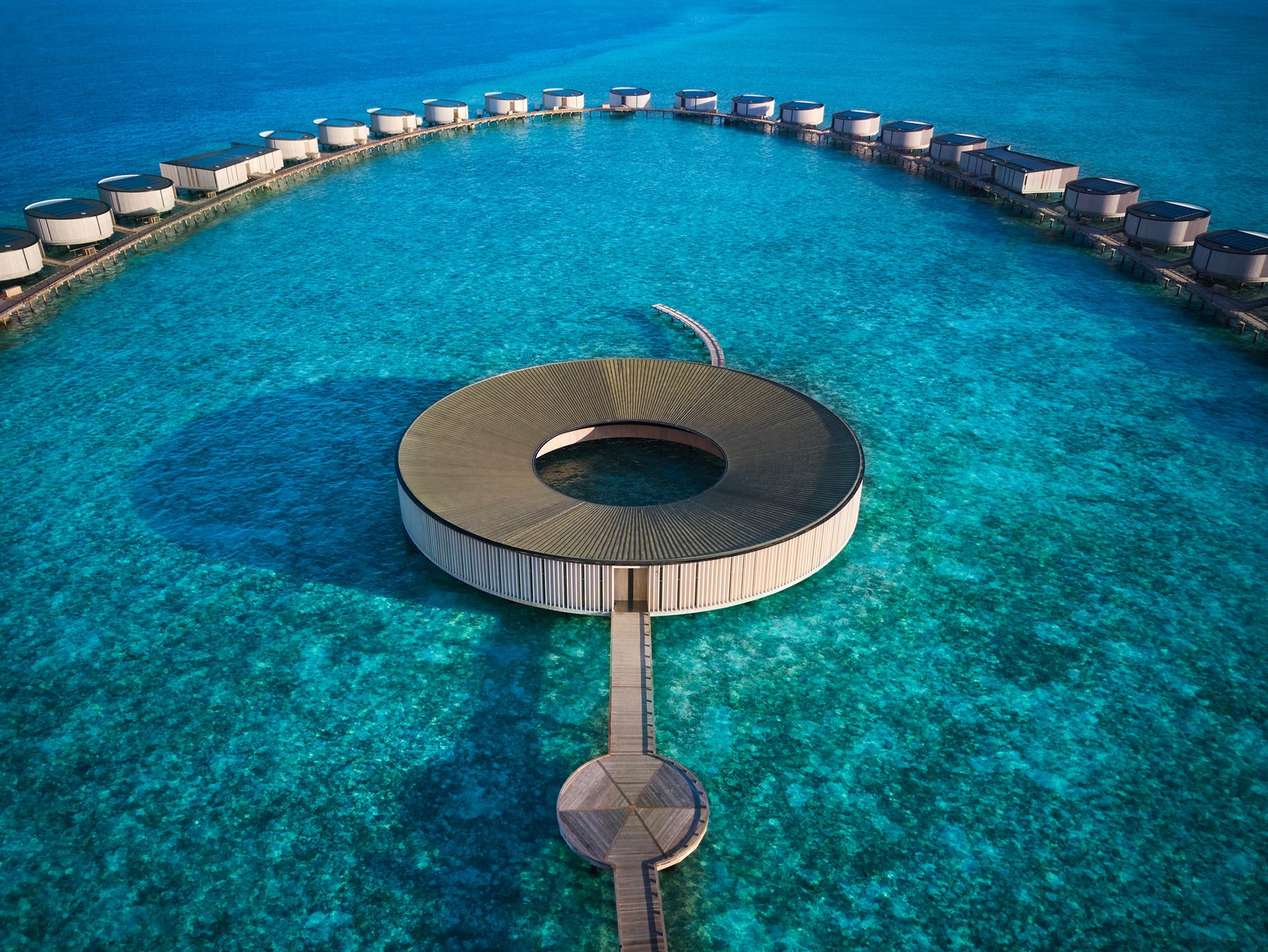 Новый отель The RitzCarlton Maldives на островах Фари