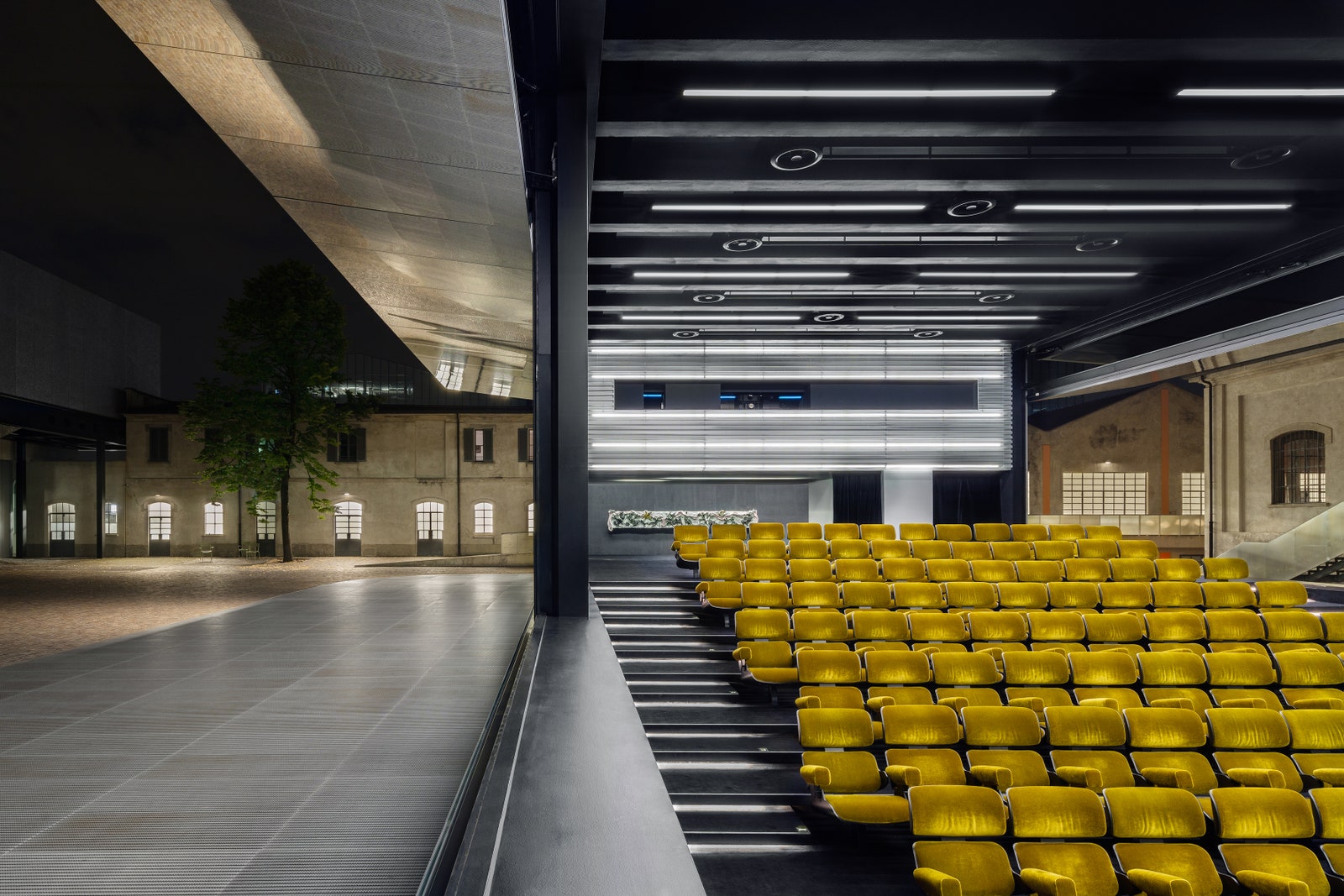 Кинотеатр в Fondazione Prada предстанет в обновленном формате