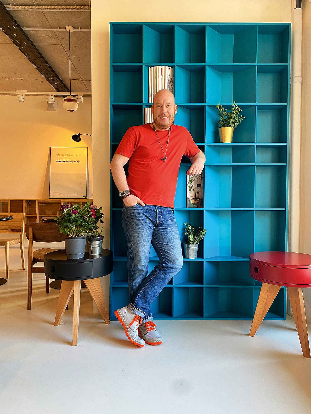 Основатель Yaratam Design Петр Сафиуллин в своем офисе.