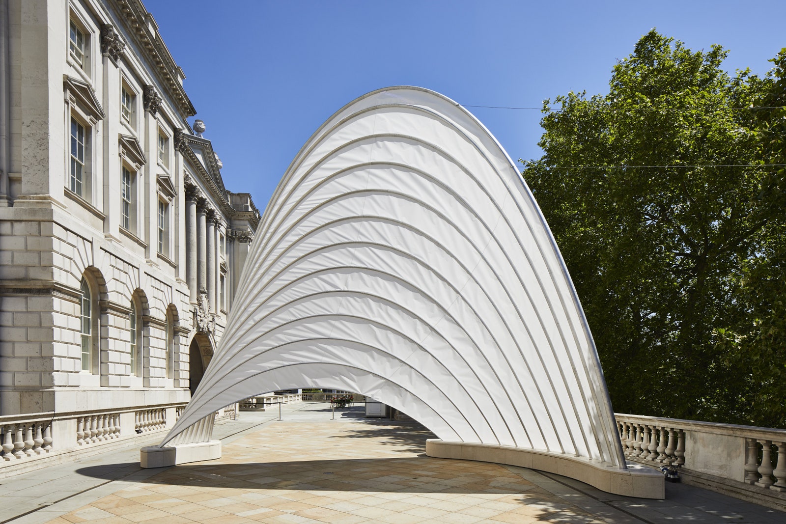 Павильон Ини Арчибонг на Лондонской биеннале дизайна