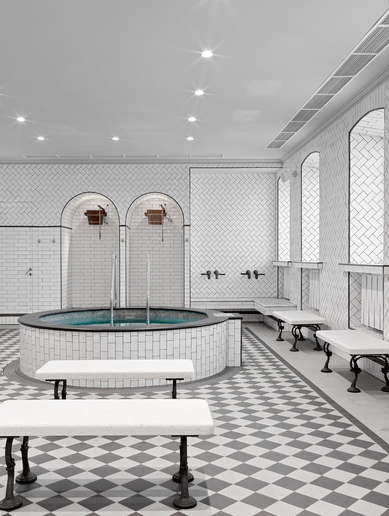 Победитель AD Design Award 2021 Фонарные бани в СанктПетербурге