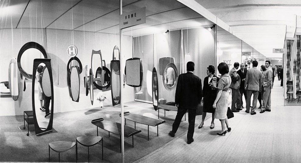 В 1961 году проходит первый Миланский международный мебельный салон. Масштаб выставки 328 экспонентов два павильона 12...