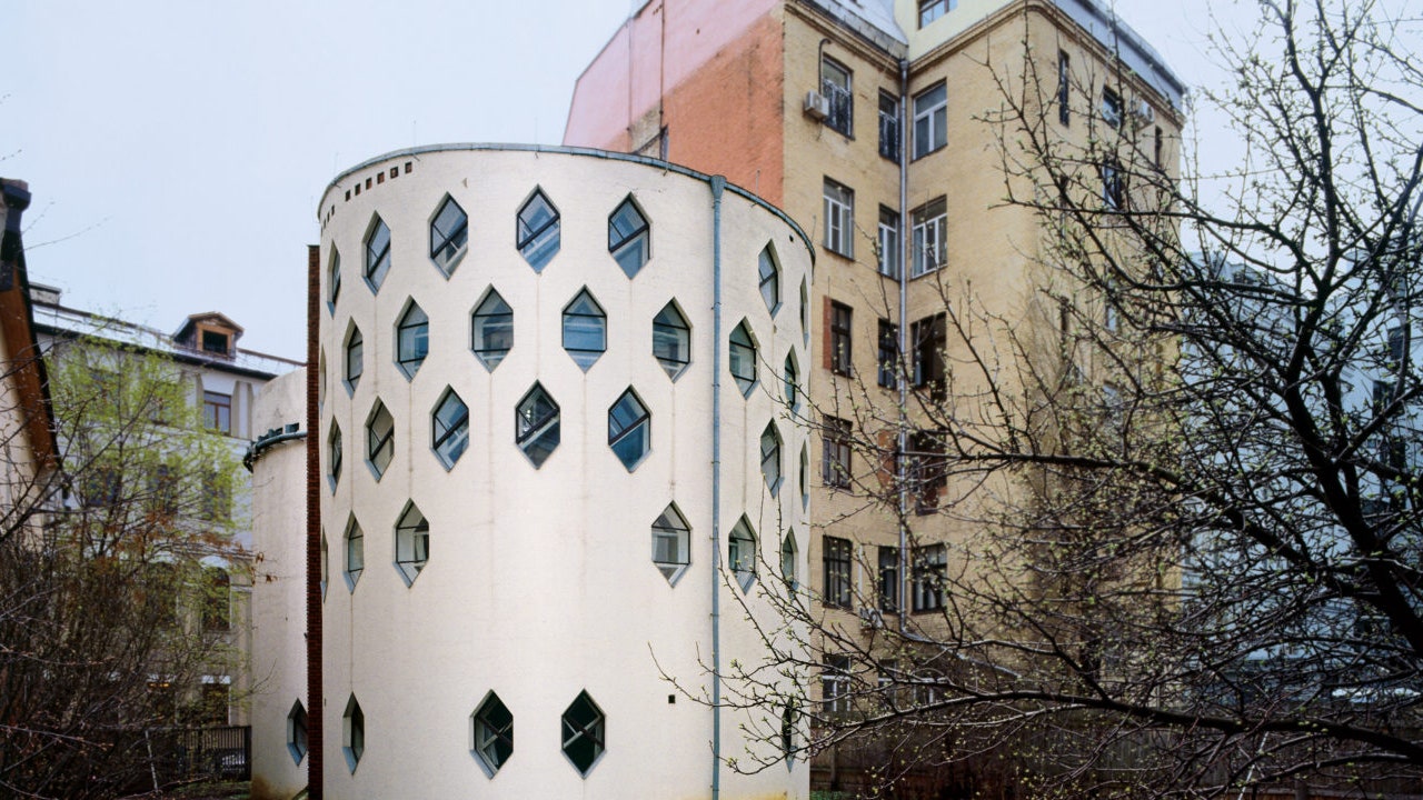 Дом Мельникова отреставрируют к 2024 году