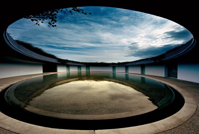 Музей современного искусства Наосима Япония. Архитектор Тадао Андо. Год открытия 1992. www.benesseartsite.jp