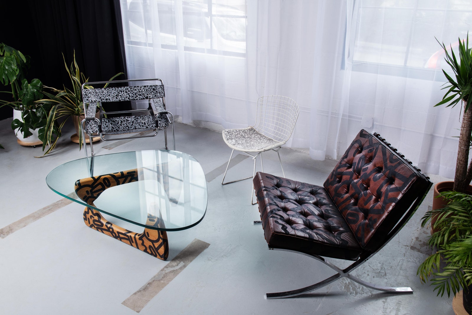 Discard Detroit мебель midcentury превратили в произведения искусства