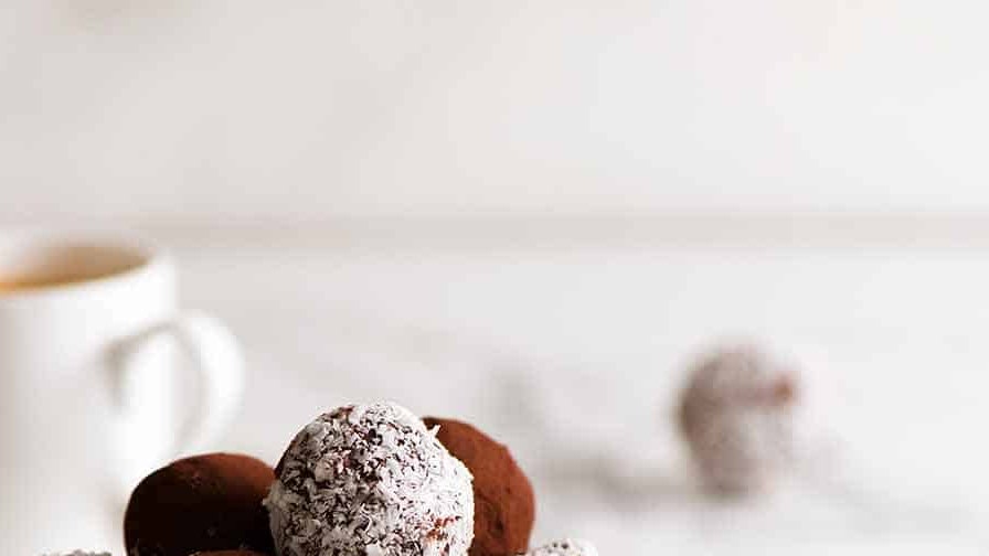 Рецепт шоколадных трюфелей от АннСофи Пик — Дело вкуса