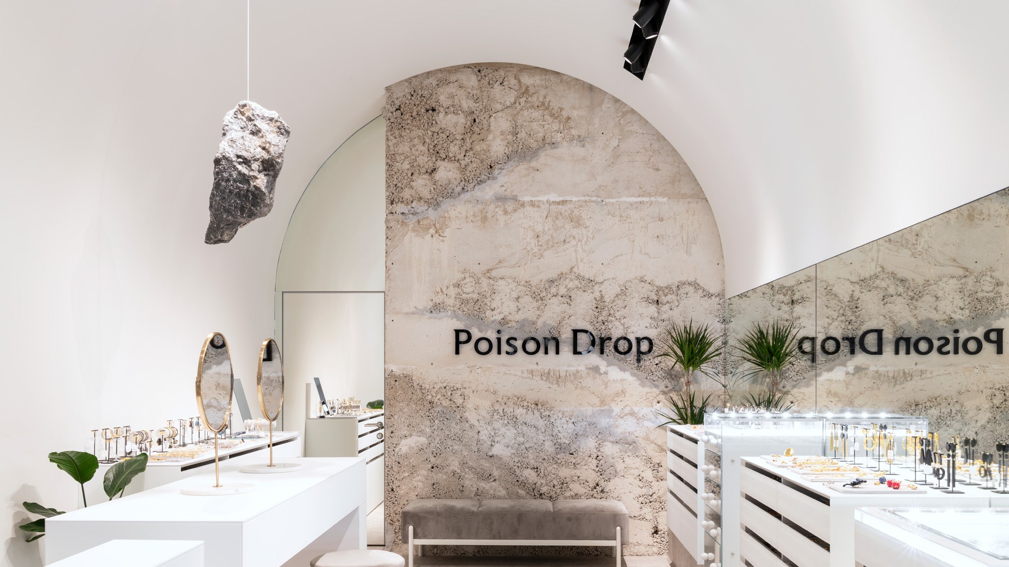 Интерьер нового магазина для Poison Drop