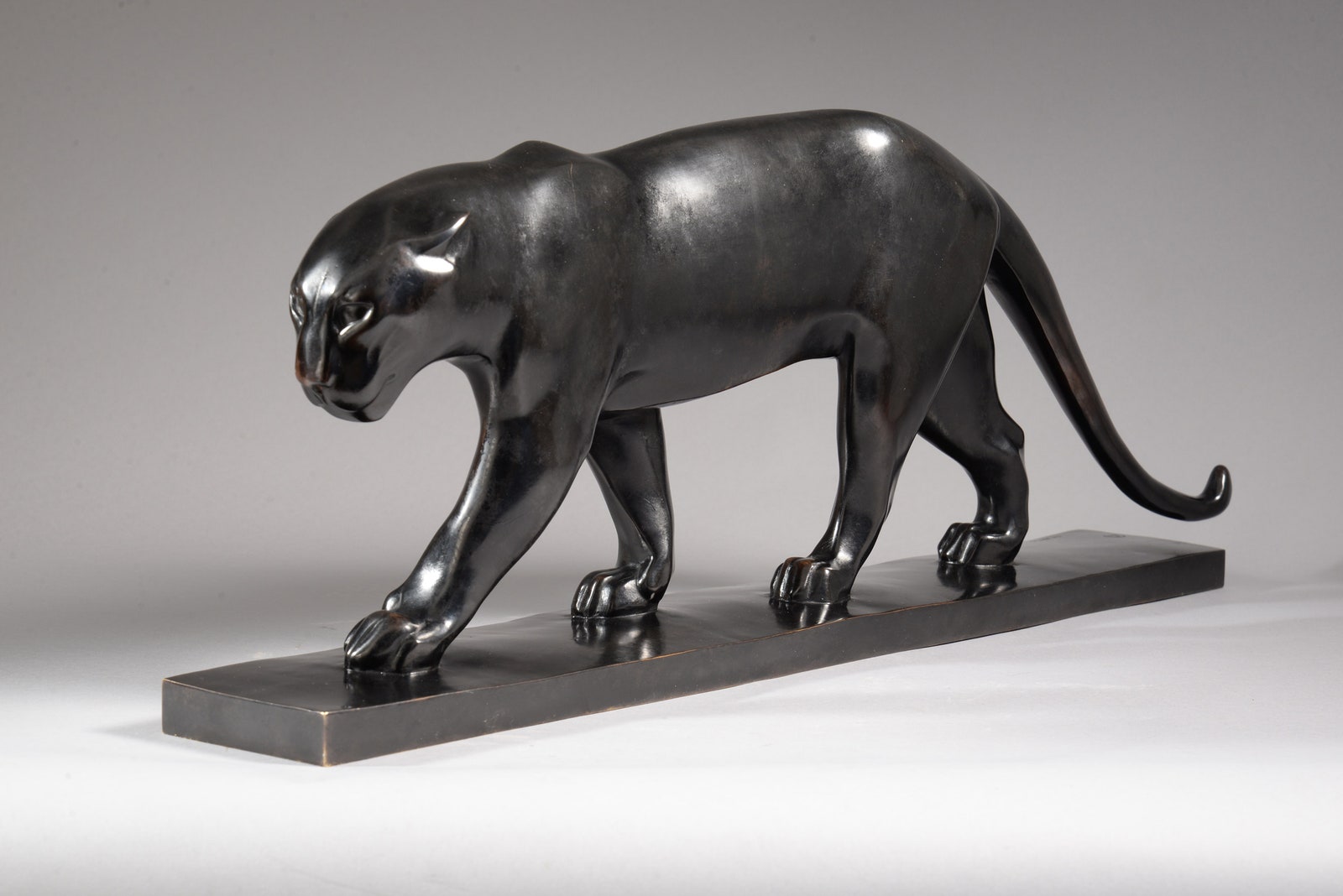 Шарль Артюс “Большая пантера” 1931 год или ранее Франция бронза многоплановая темнокоричневая патина высота 255 см...