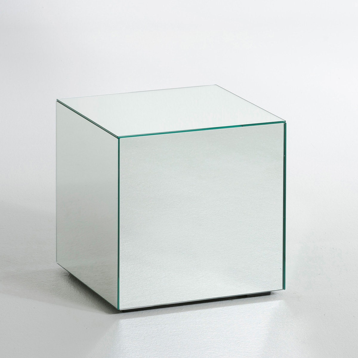 Зеркальный столиккуб размер S 11 699 руб.