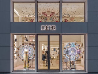 Бутик Dior St Honor в Париже.