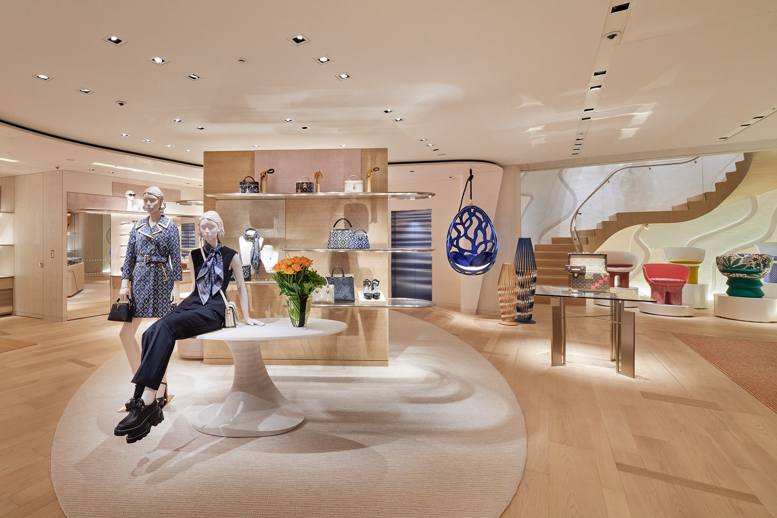 Обновленный магазин Louis Vuitton Ginza Namiki в Токио