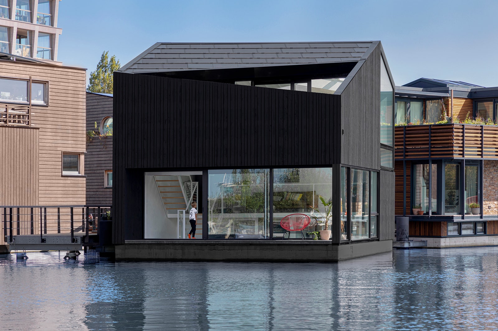 Плавучий дом в Амстердаме от i29