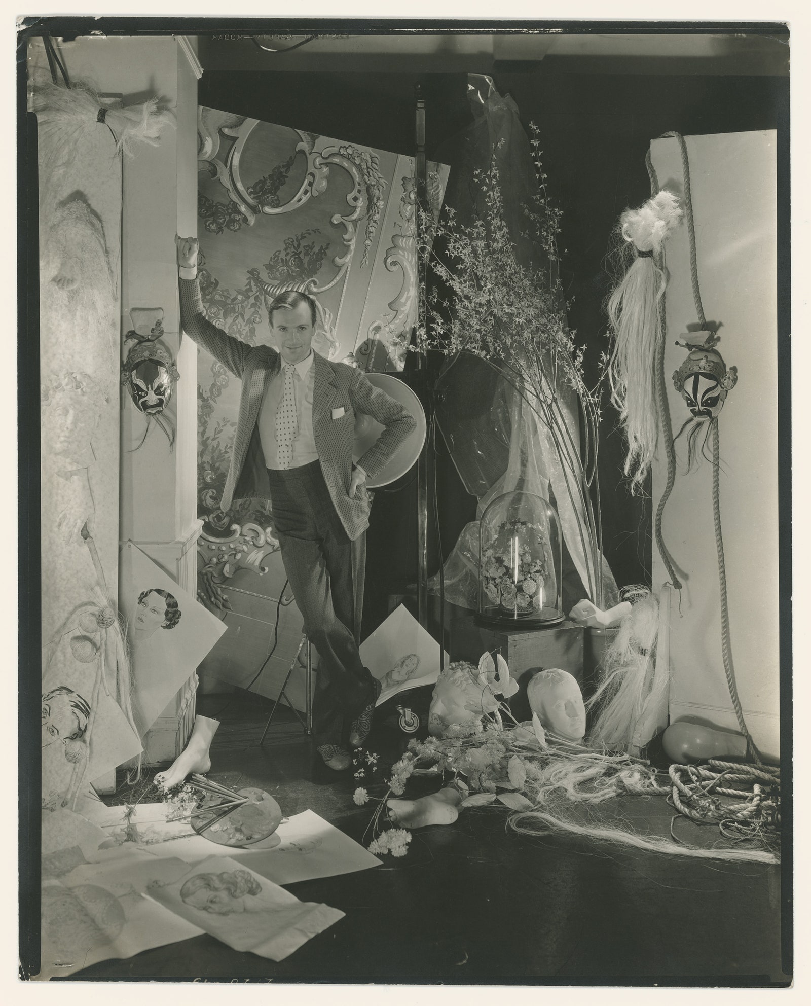 Автопортрет. 1930е годы. © Cond Nast. Предположительно снимок сделан в фотостудии американского офиса Cond Nast. В 1930е...