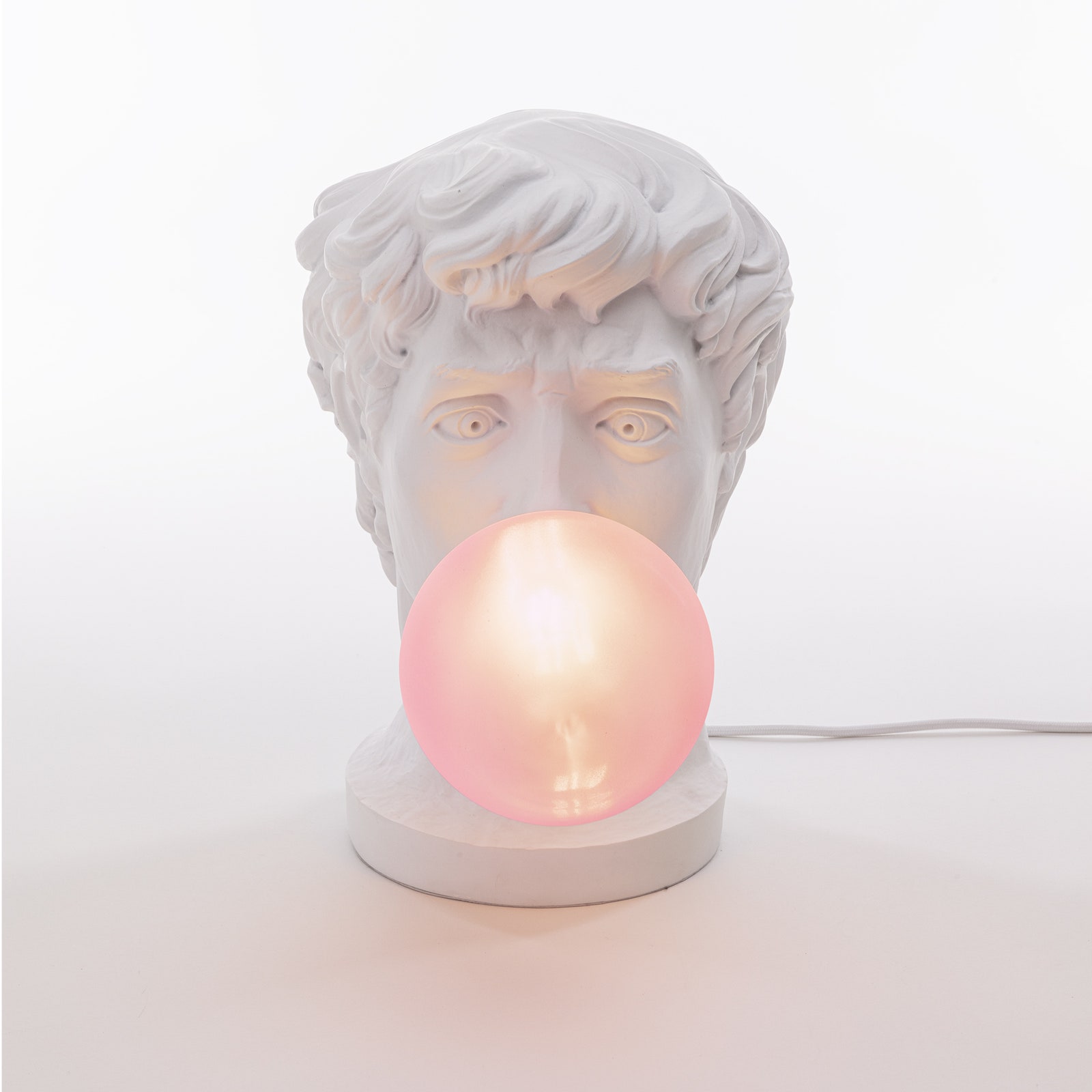 Новая лампа Seletti по дизайну Уто Балморала