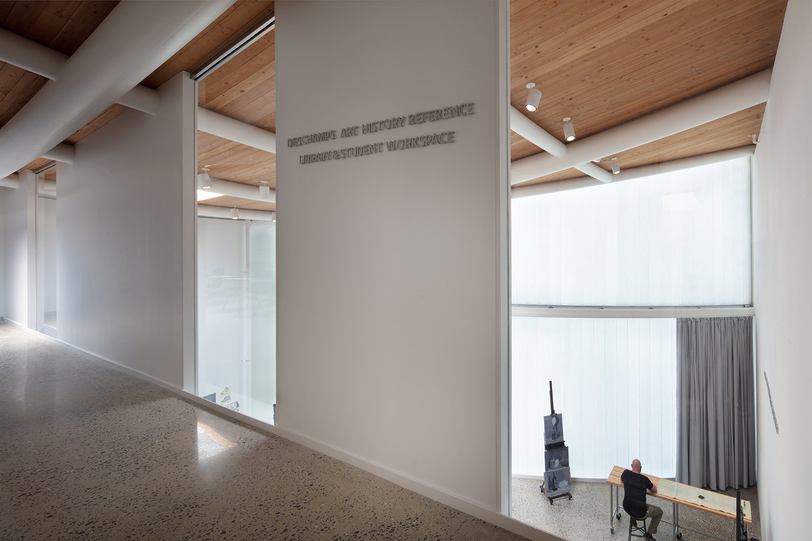 Центр для творчества студентов по проекту Steven Holl Architects