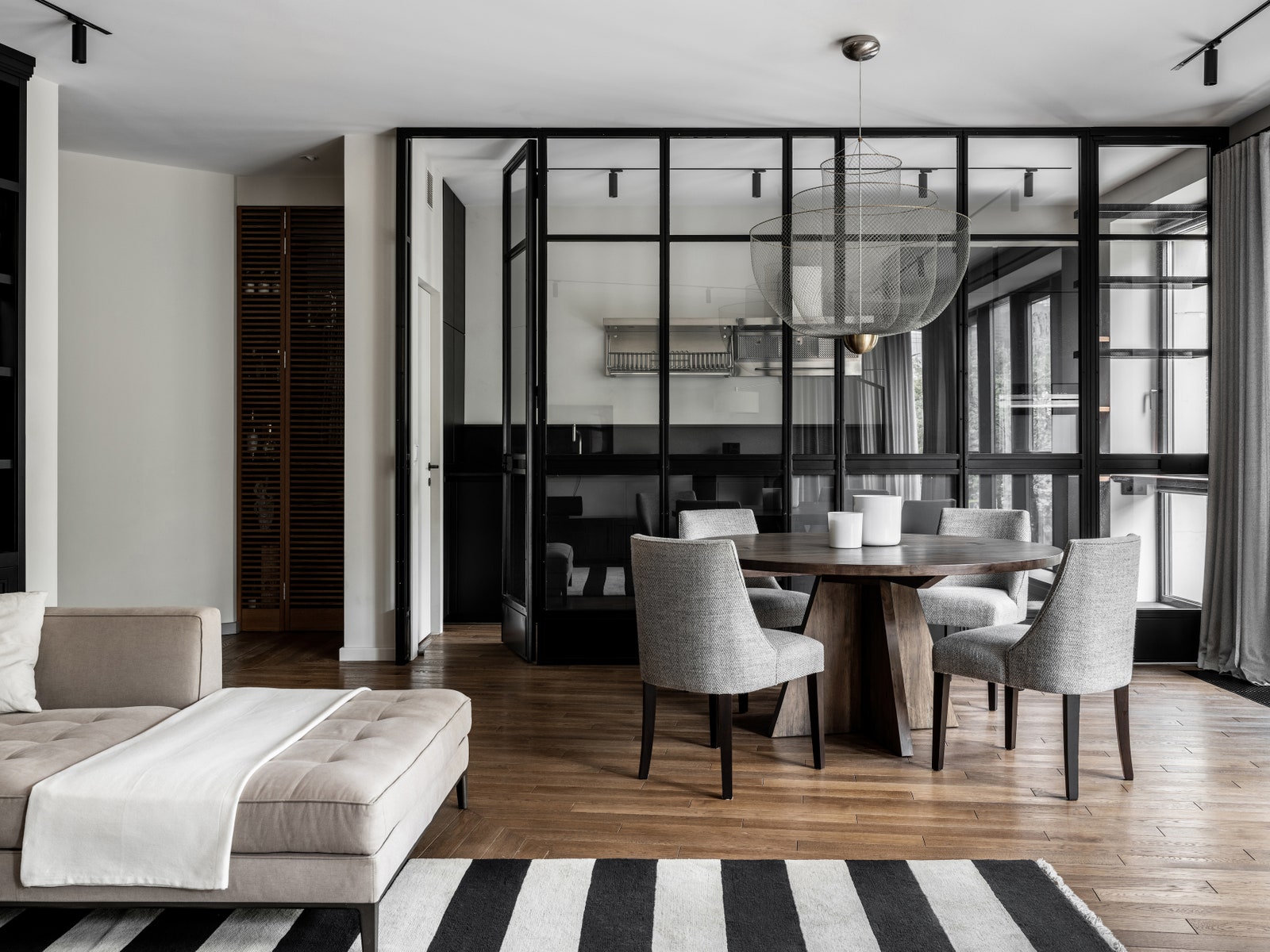 Квартира на Малой Пироговской, 160 м²