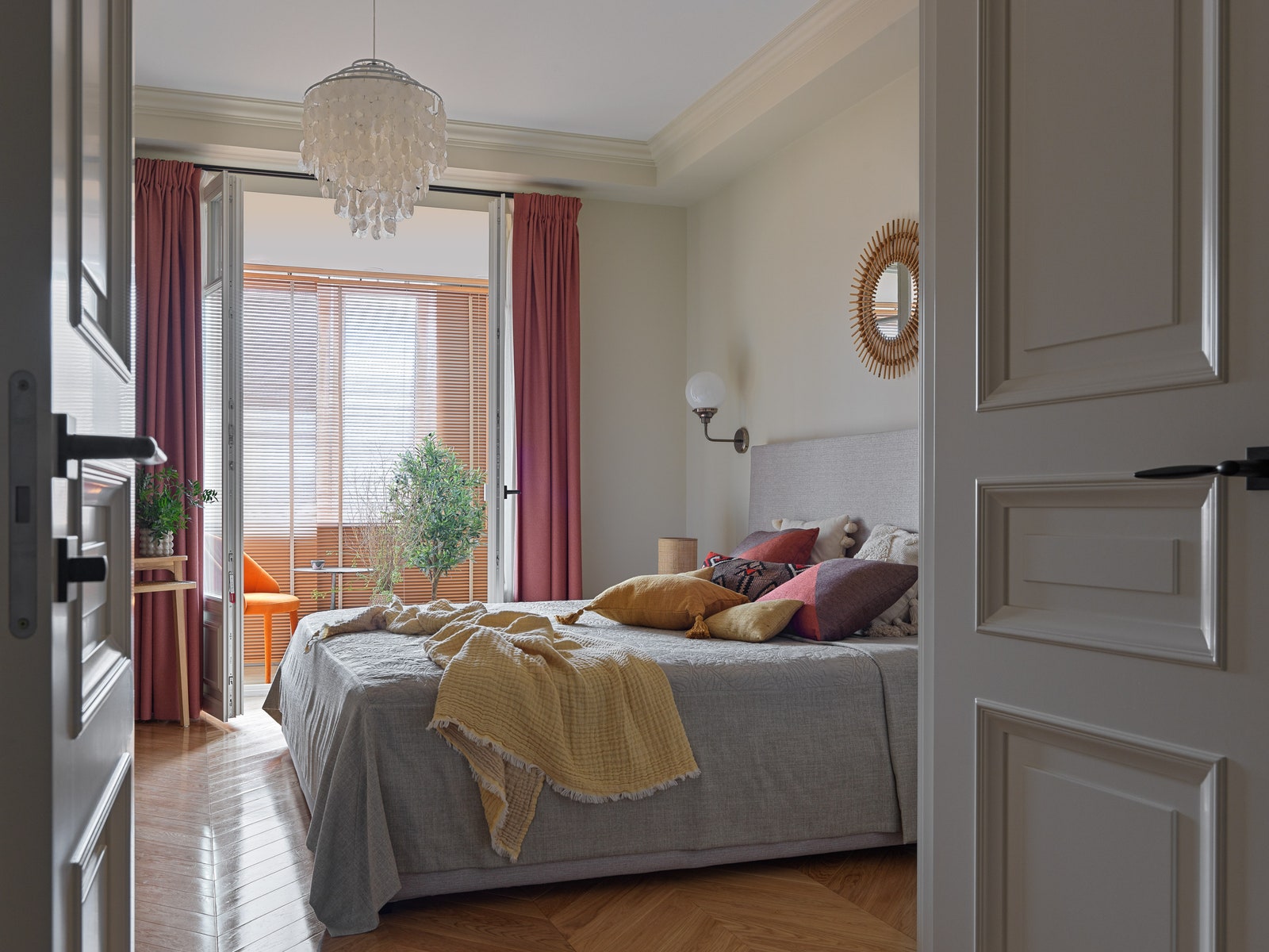 Двухэтажная квартира в Москве, 145 м²