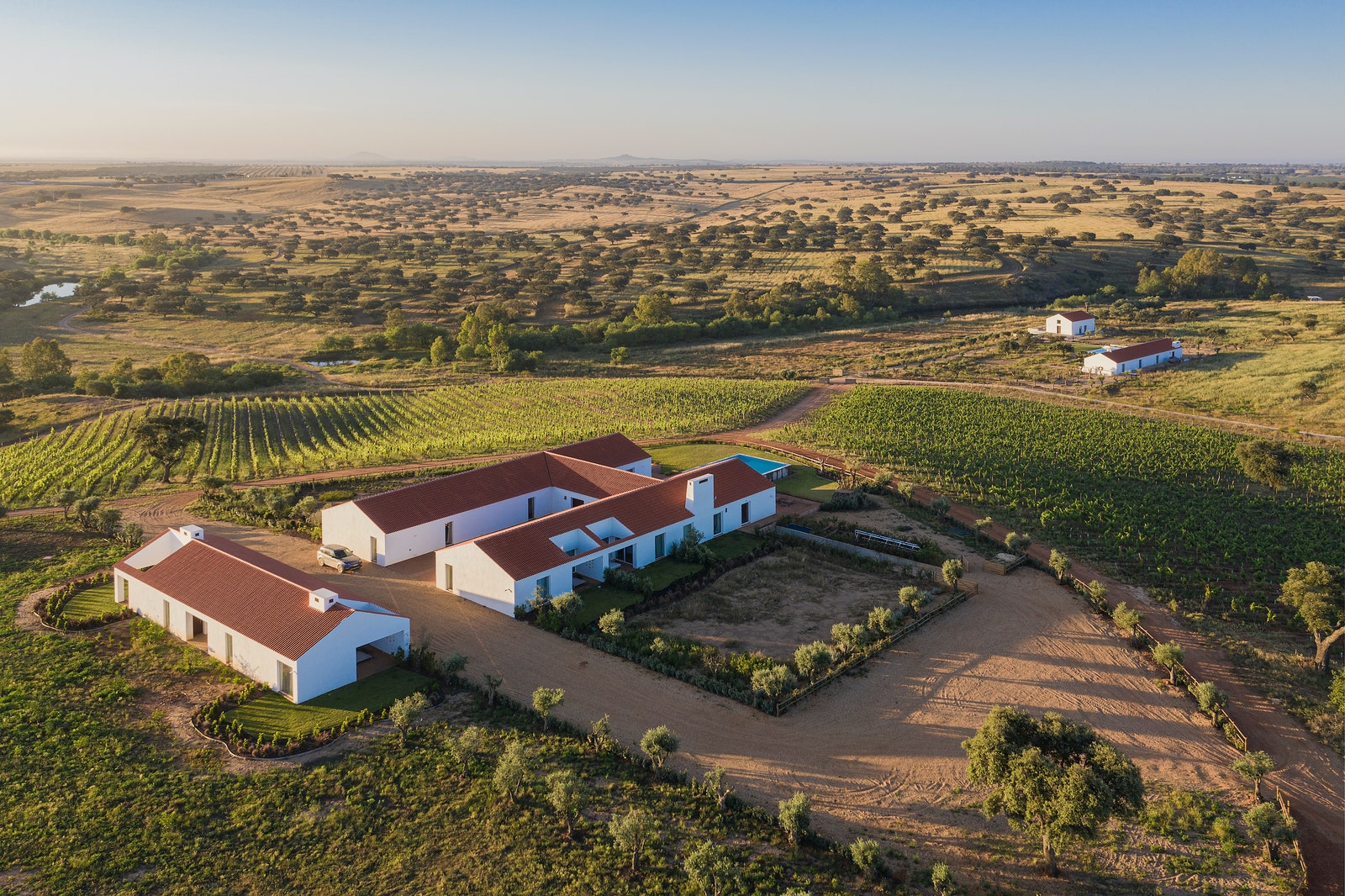 Семейный отель среди виноградников Португалии