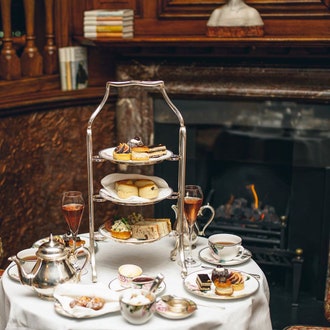 Лучшие места для послеобеденного чая: 7 красивых чайных в Лондоне