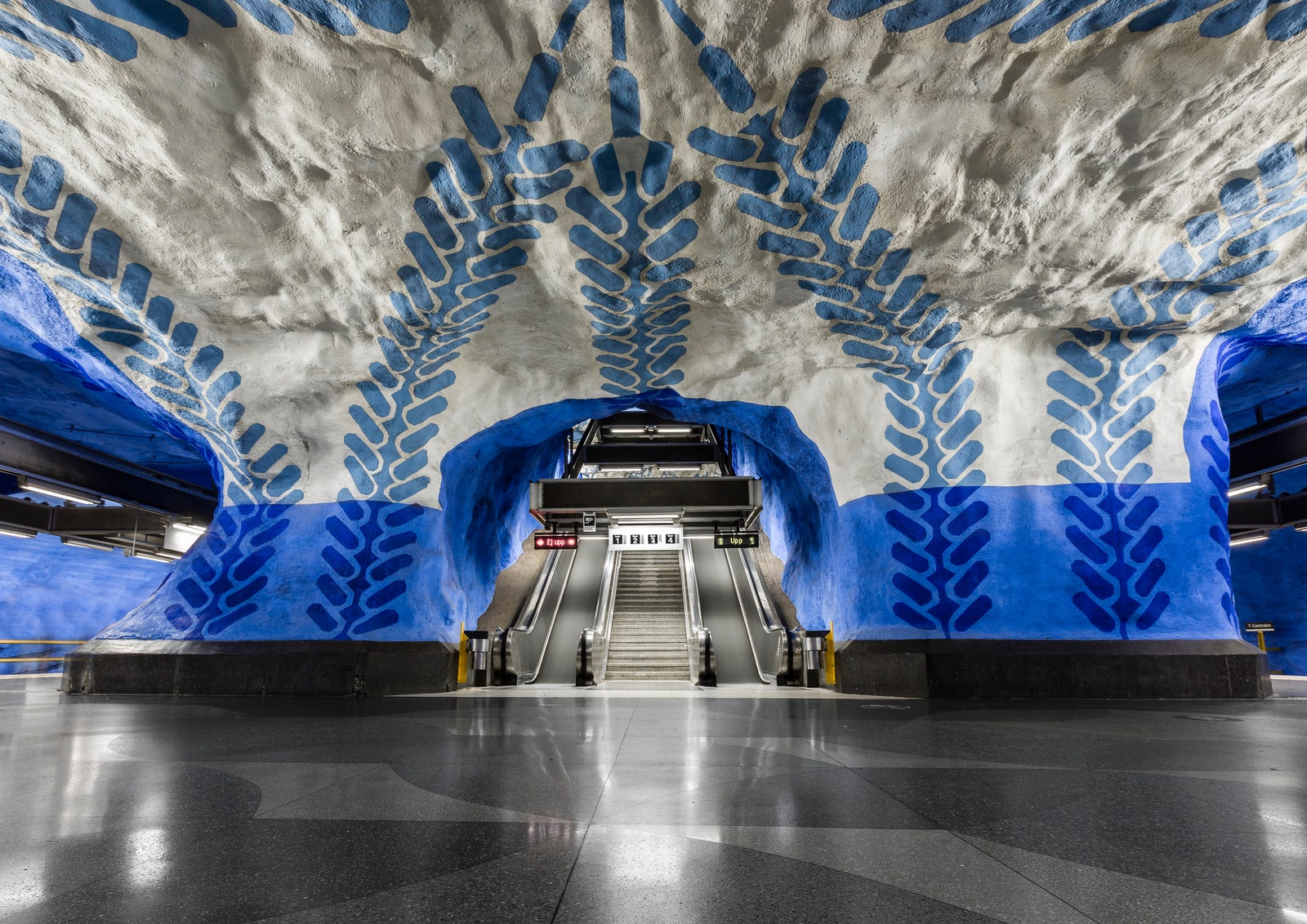 Самое красивое метро в мире: фото 10 удивительных станций | AD Magazine