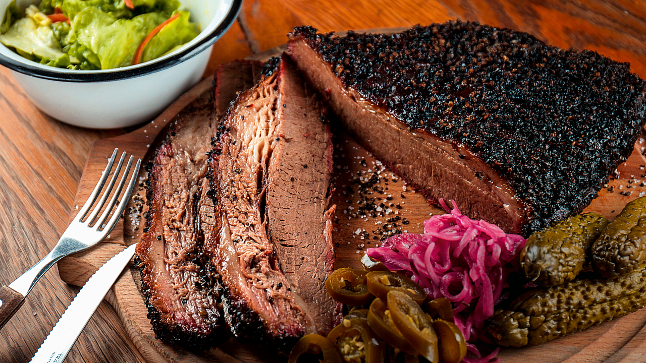 Рецепт брискета от шеф-повара Brisket BBQ — Дело вкуса | AD Magazine