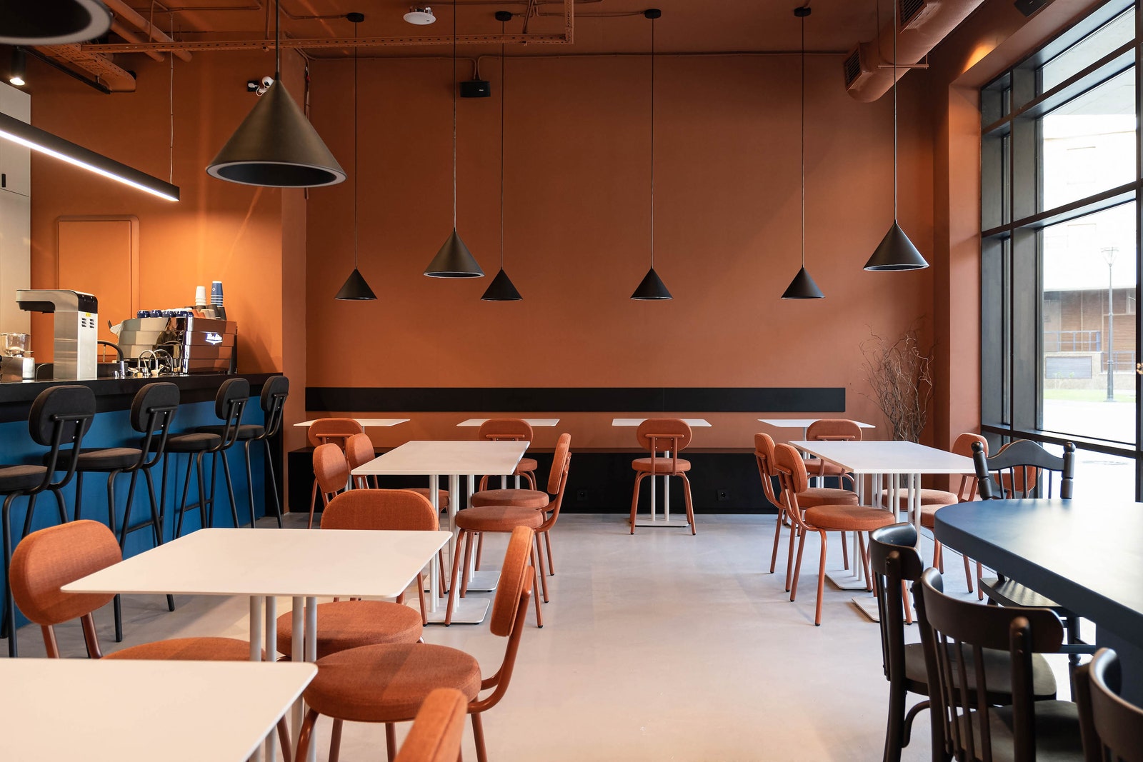 Уличная еда Стамбула и минимализм новое кафе Blau в Москве