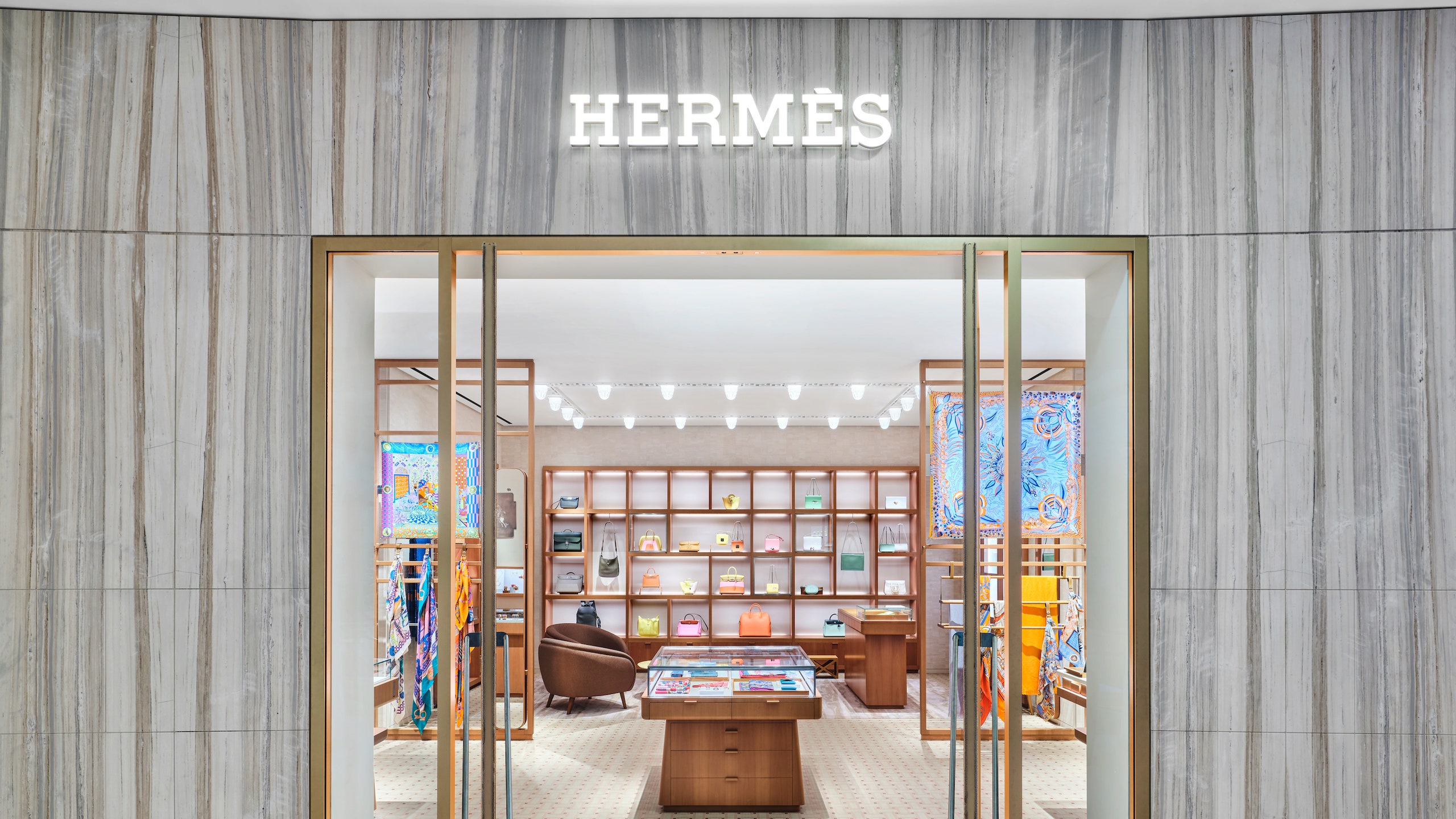 Бутик Hermès в ТЦ “Времена года”