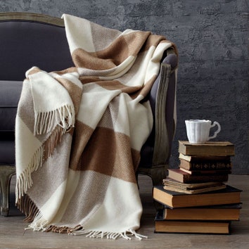 Обновляем интерьер: 14 предметов текстиля для осеннего настроения