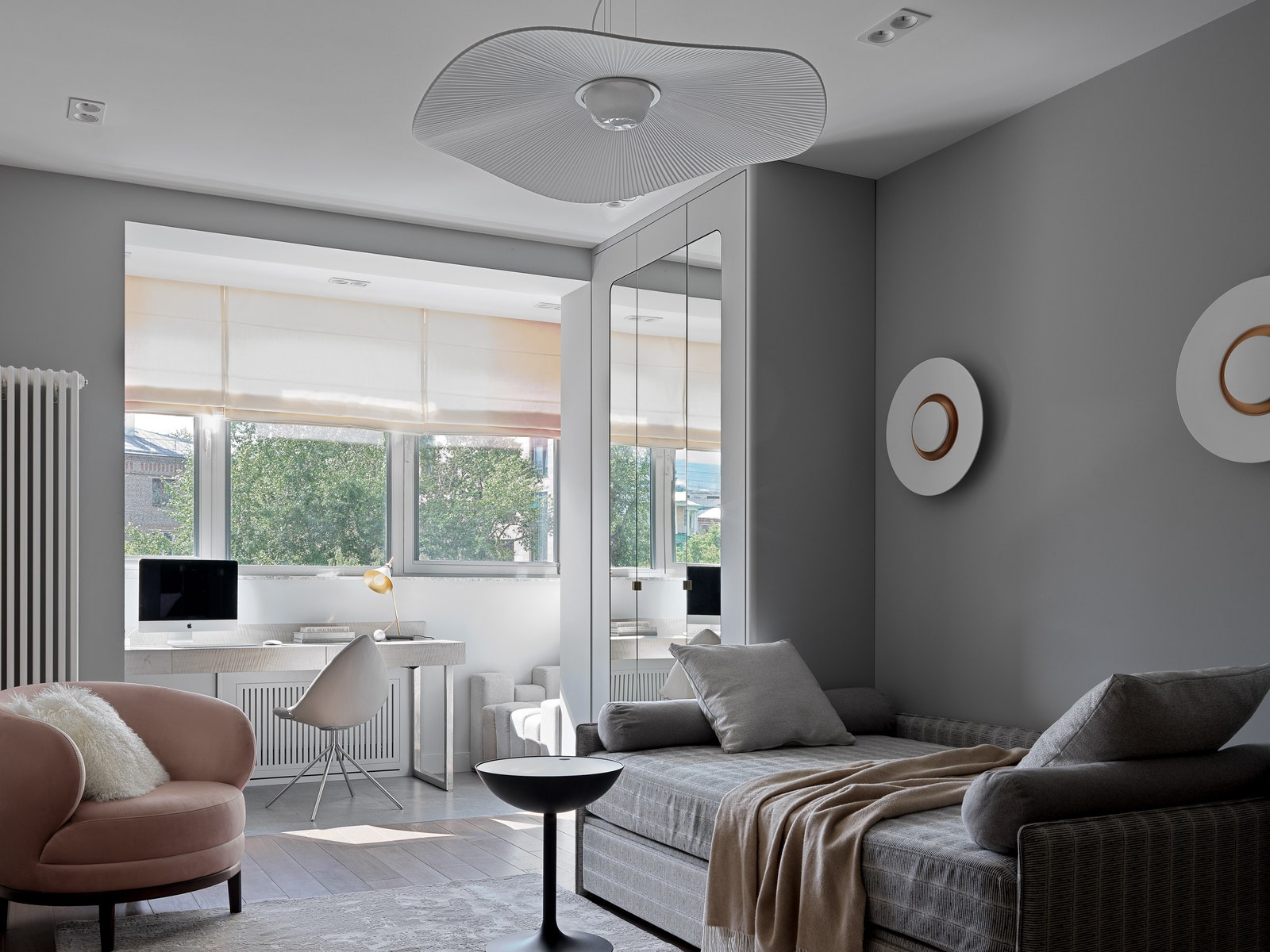 Монохромная квартира в Москве, 150 м²