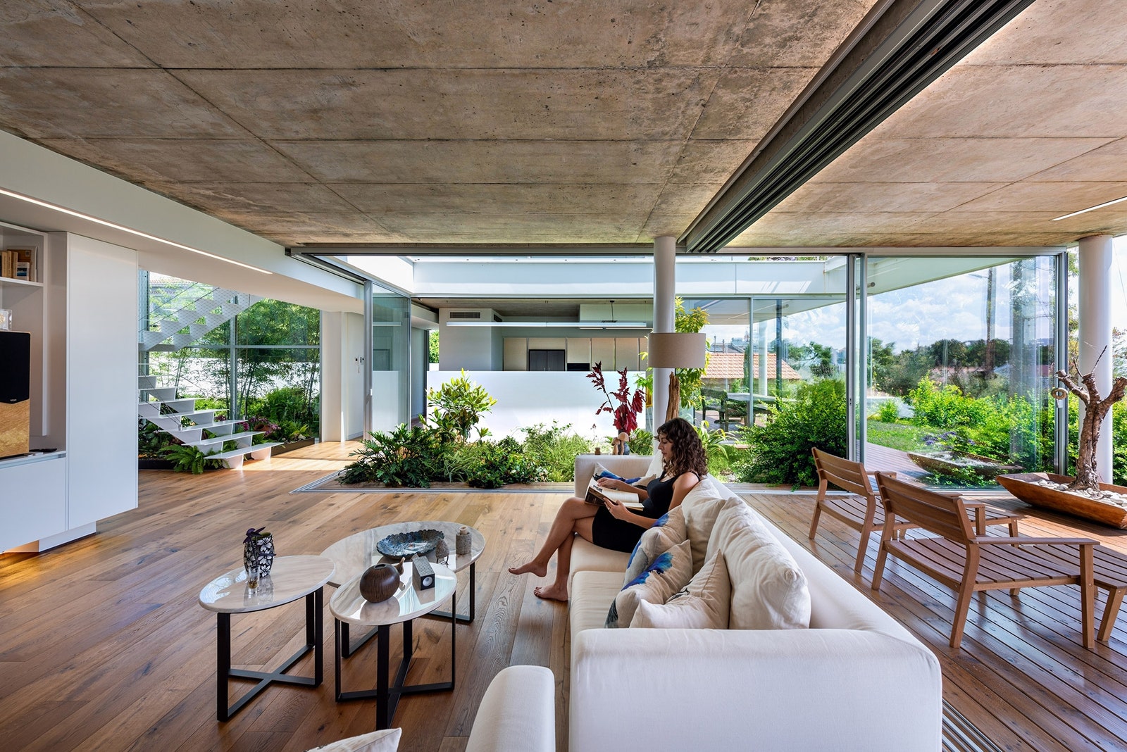 Дом с зелеными террасами в Никосии