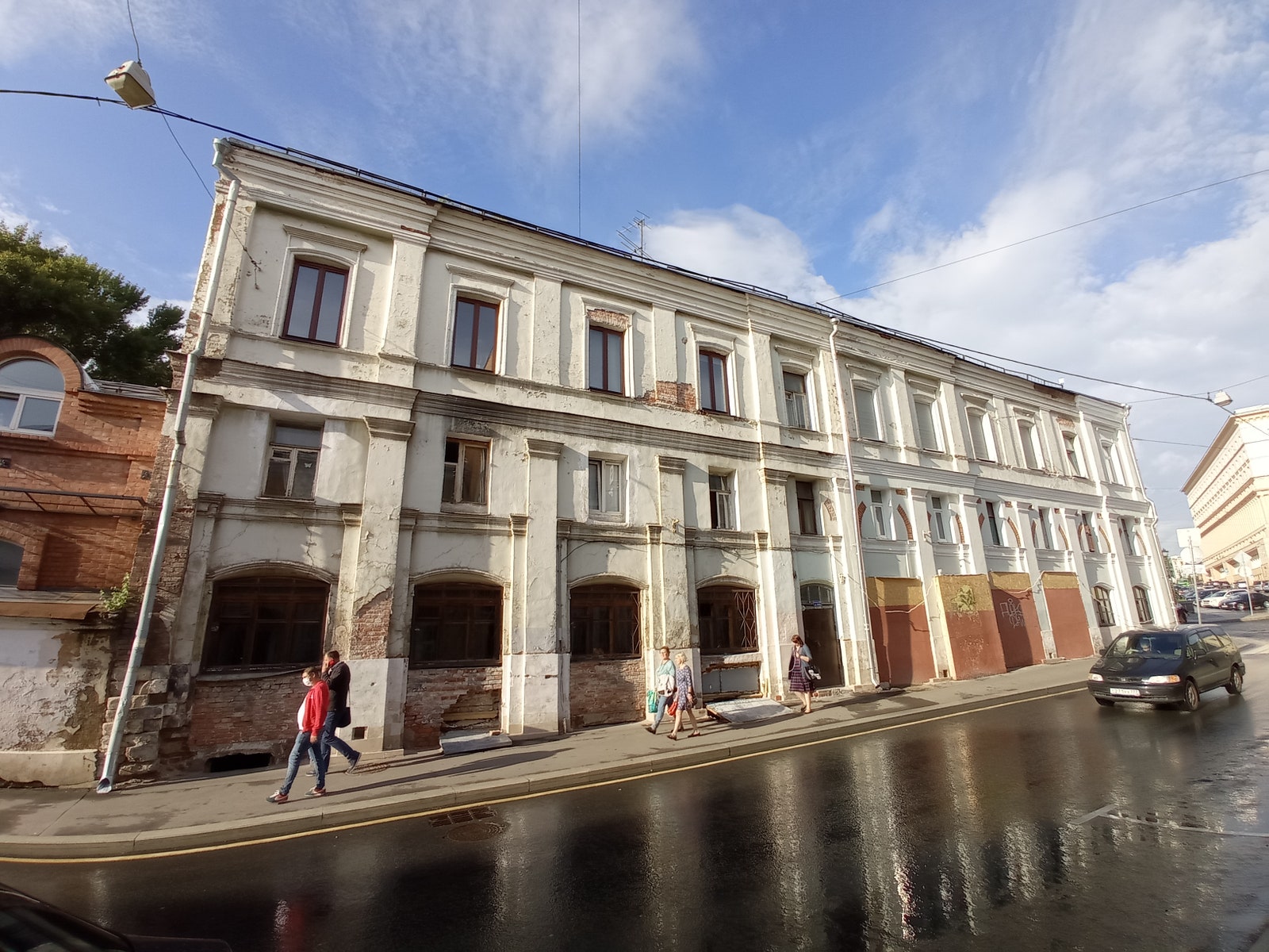 Фонд “Внимание” открывает сбор на реставрацию дома Ярошенко