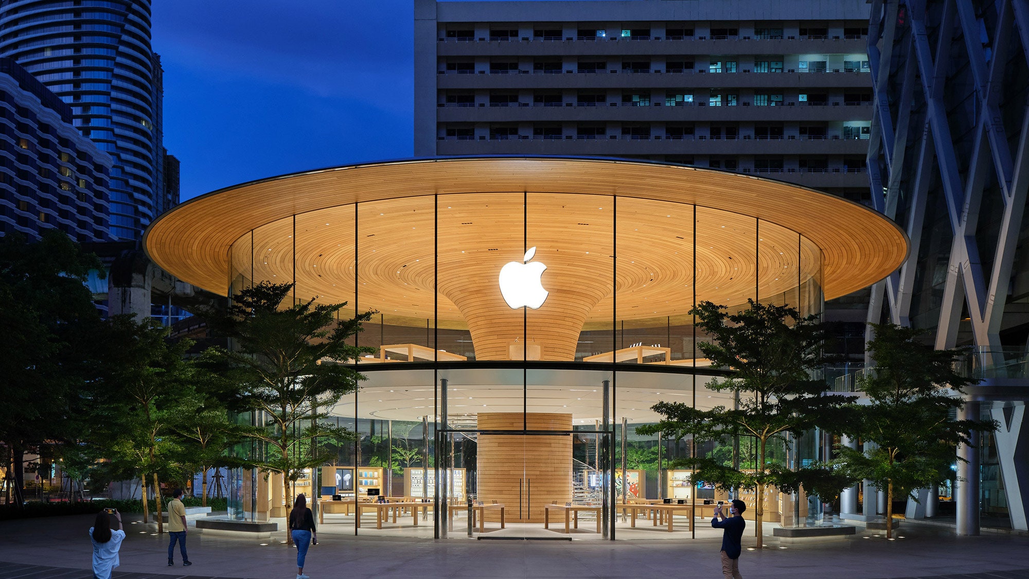 Новый магазин Apple в Бангкоке по проекту Foster + Partners | AD Magazine