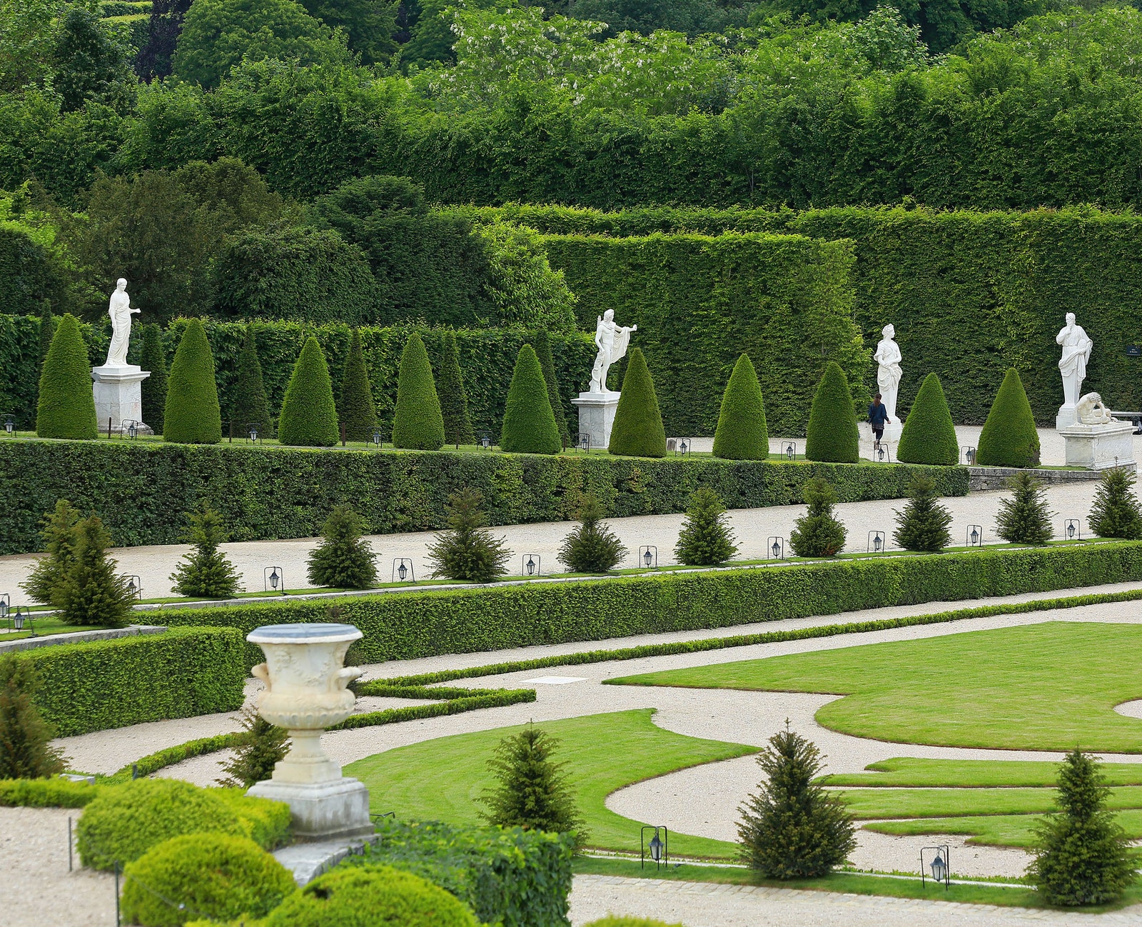 Французский стиль в ландшафтном дизайне сада. Регулярный сад в стиле прованс.