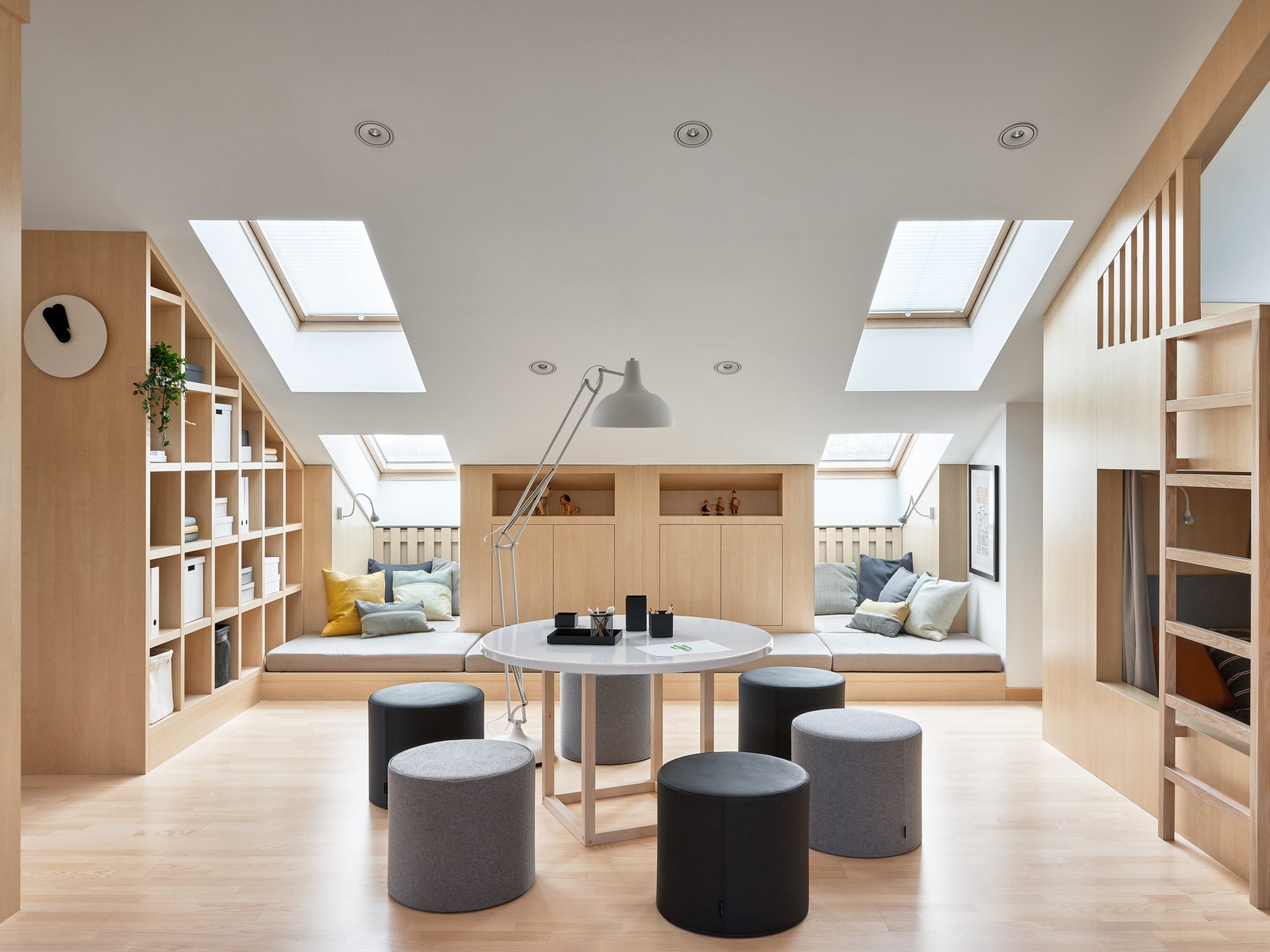 Мансарда для детей, 140 м²