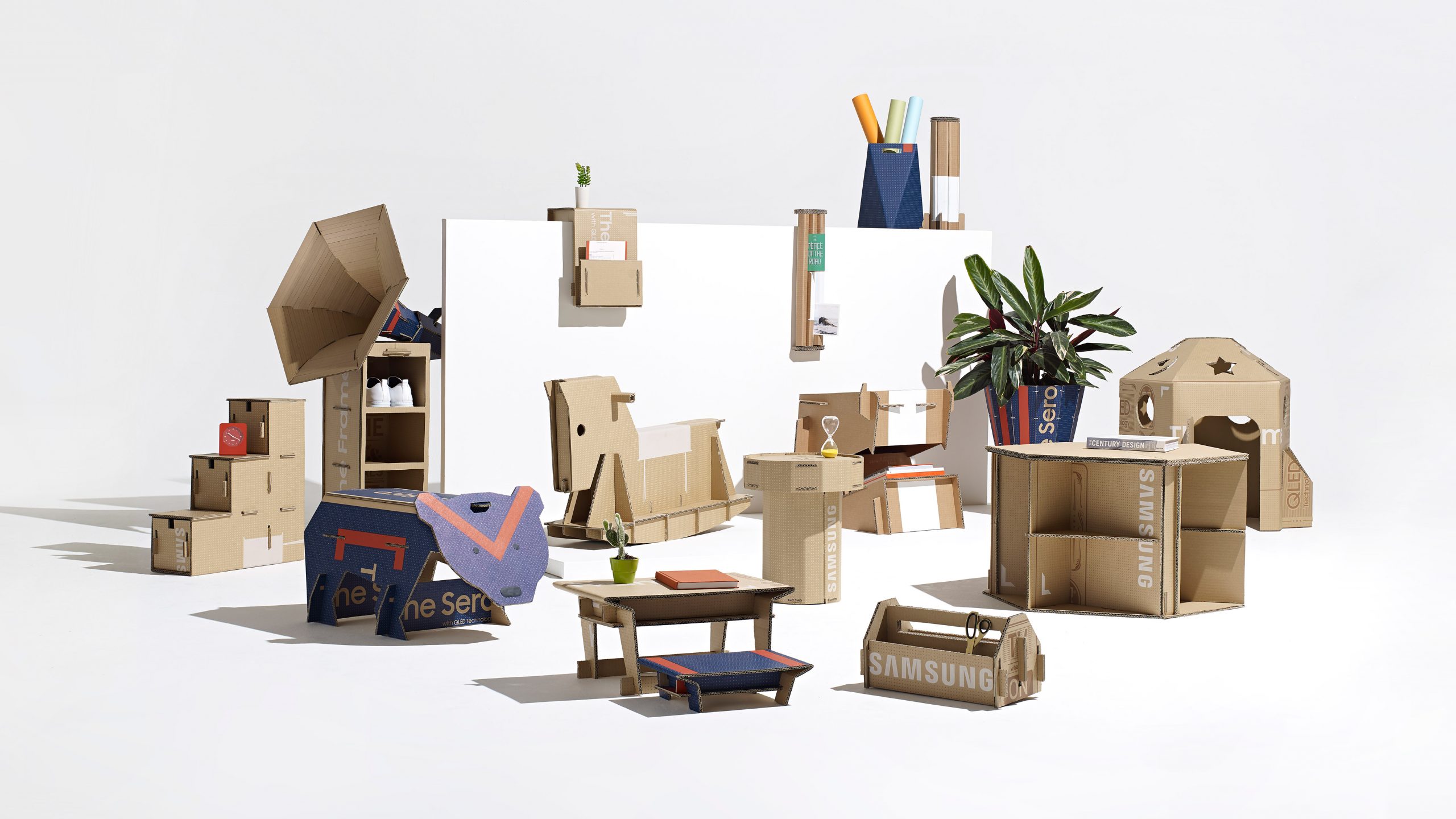 15 классных предметов интерьера из картонных коробок