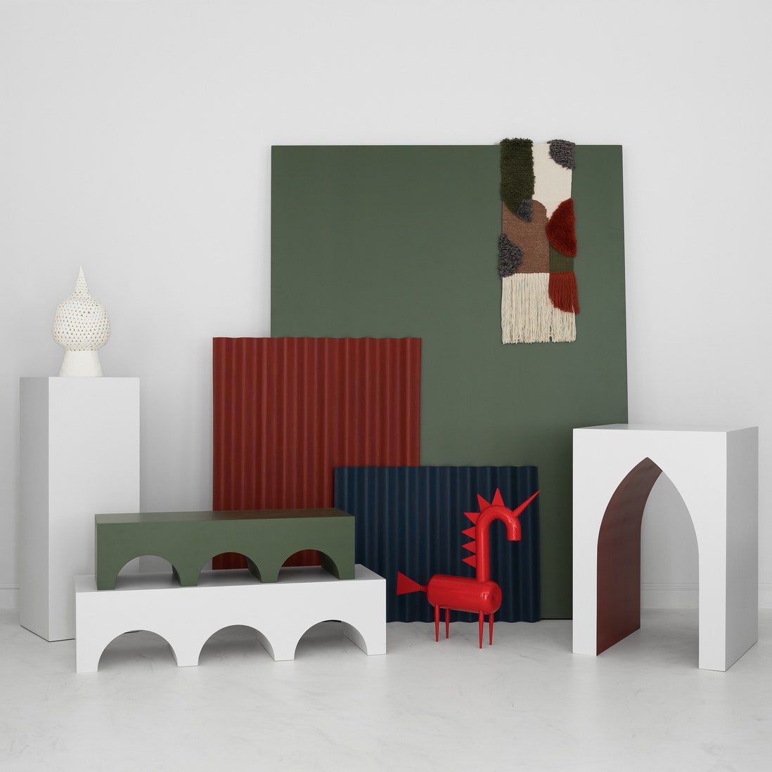 Первая коллекция мебели и декора от проекта “Палаты”