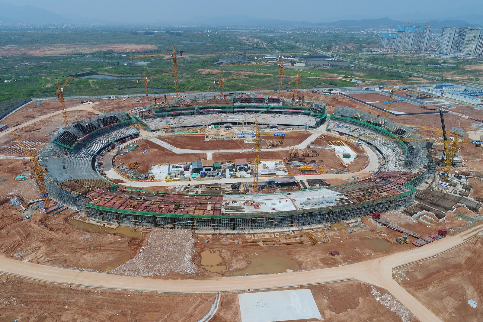 Бюро MAD строит в Китае крупнейший спортивный центр под землей