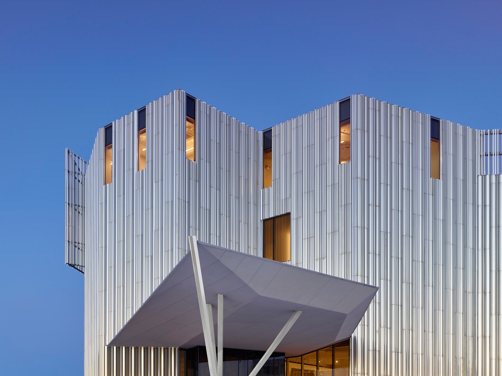 Центр современного искусства Оклахомы с необычным фасадом