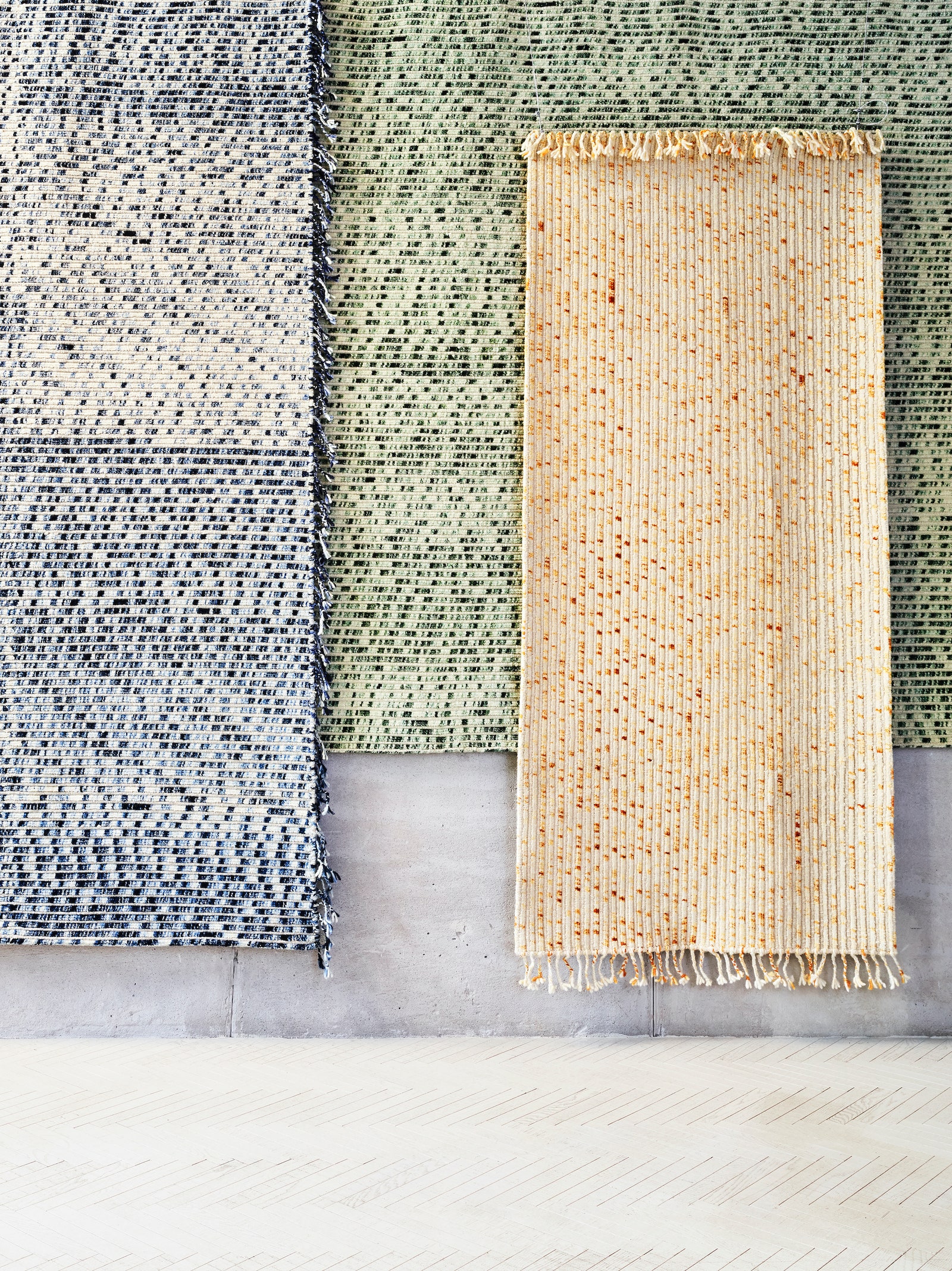 ADLovesSalone абстрактные ковры по дизайну Филиппа Малуэна для cctapis