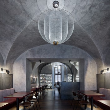 Винный бар Autentista в историческом центре Праги, 111 м²