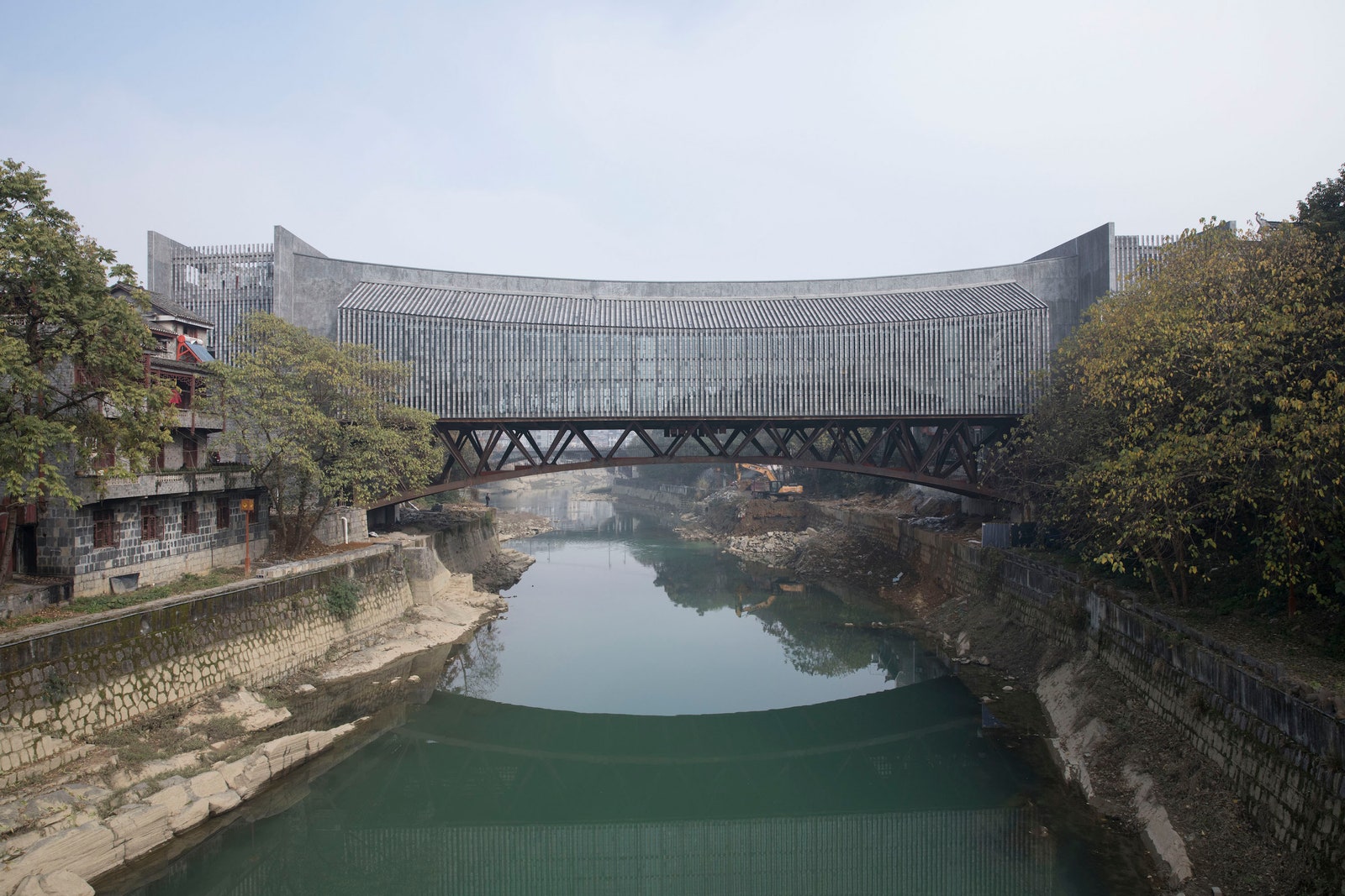Музеймост над рекой в Китае