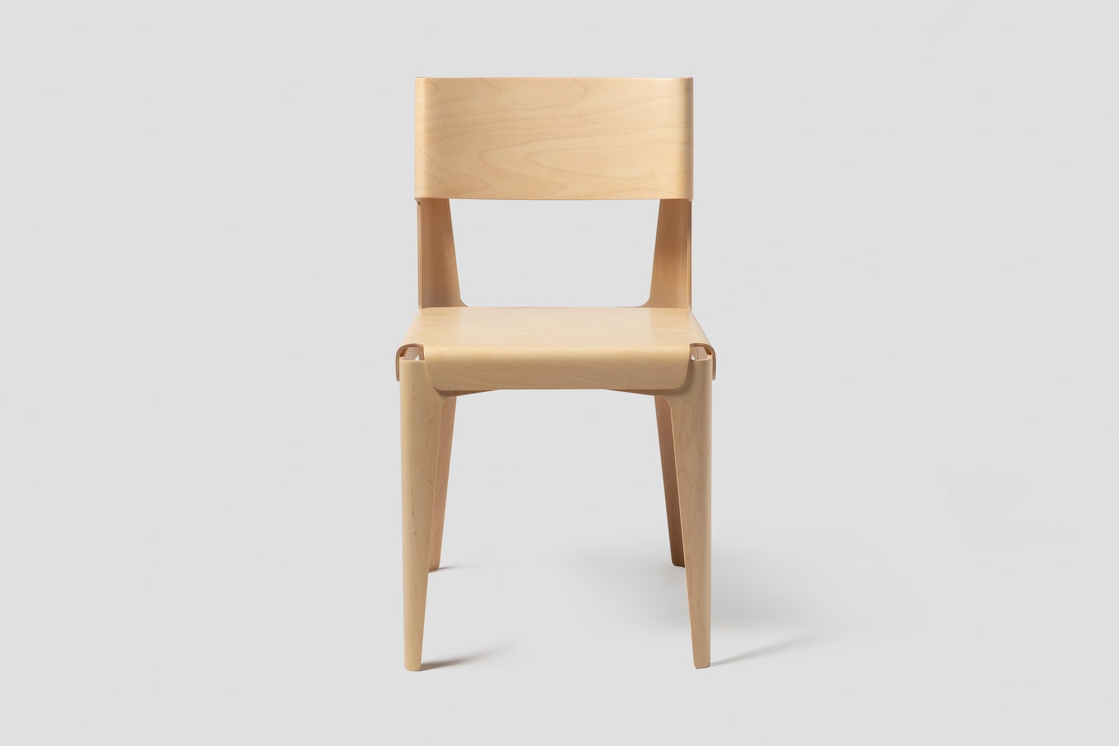 Стол и стул из гнутой фанеры от Isokon