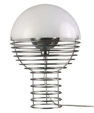 Настольную лампу Wire White Verpan дизайнер Вернер Пантон придумал еще вnbsp1972nbspгоду.