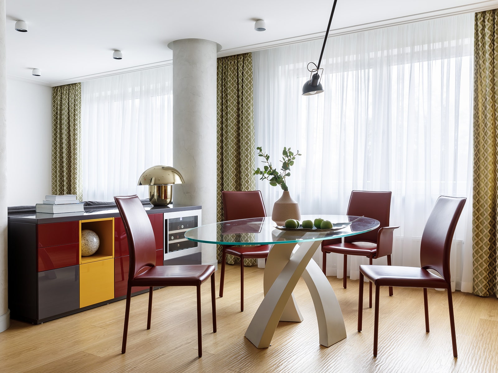 Квартира для большой семьи, 160 м²