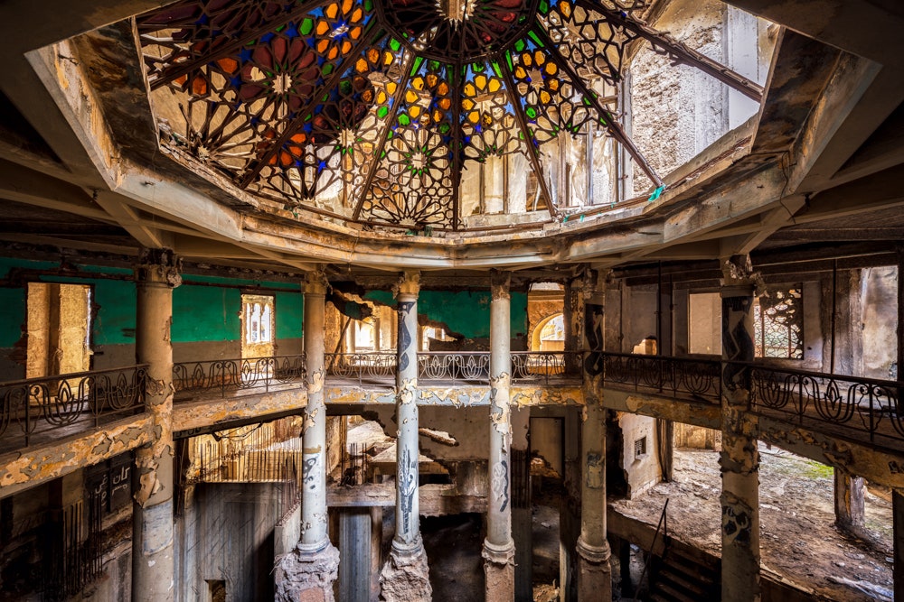 Заброшенная архитектура Бейрута в серии снимков Джеймса Кервина