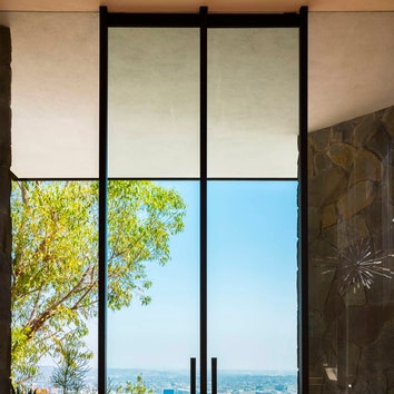 Дом по проекту Джона Лотнера в Лос-Анджелесе выставили на продажу