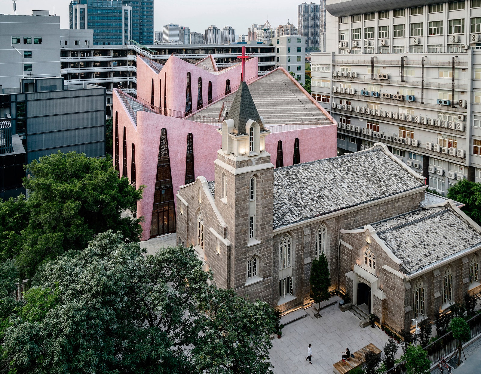 Розовый церковный зал в Фучжоу