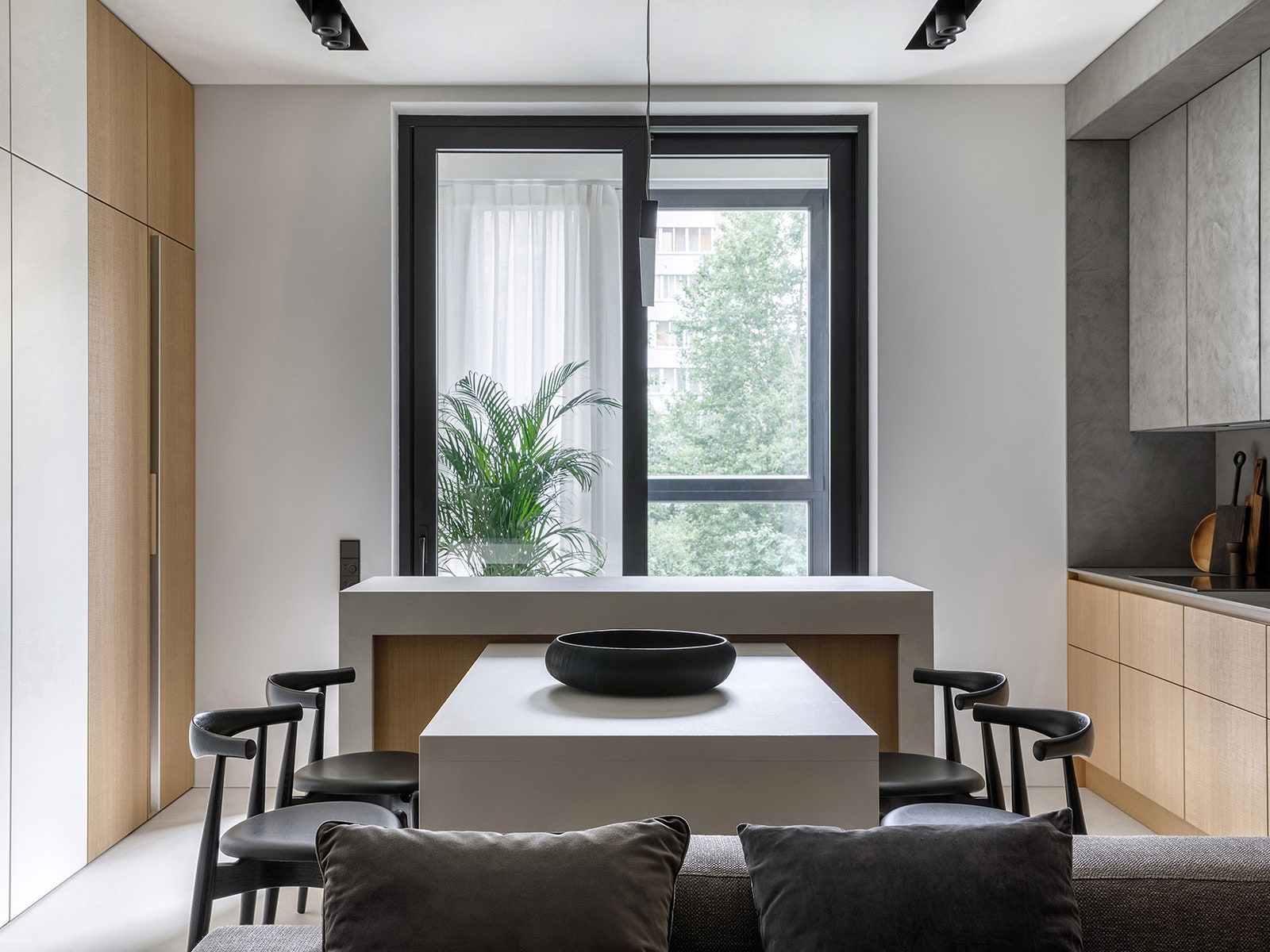Квартира по проекту Burowhite в Москве, 120 м²