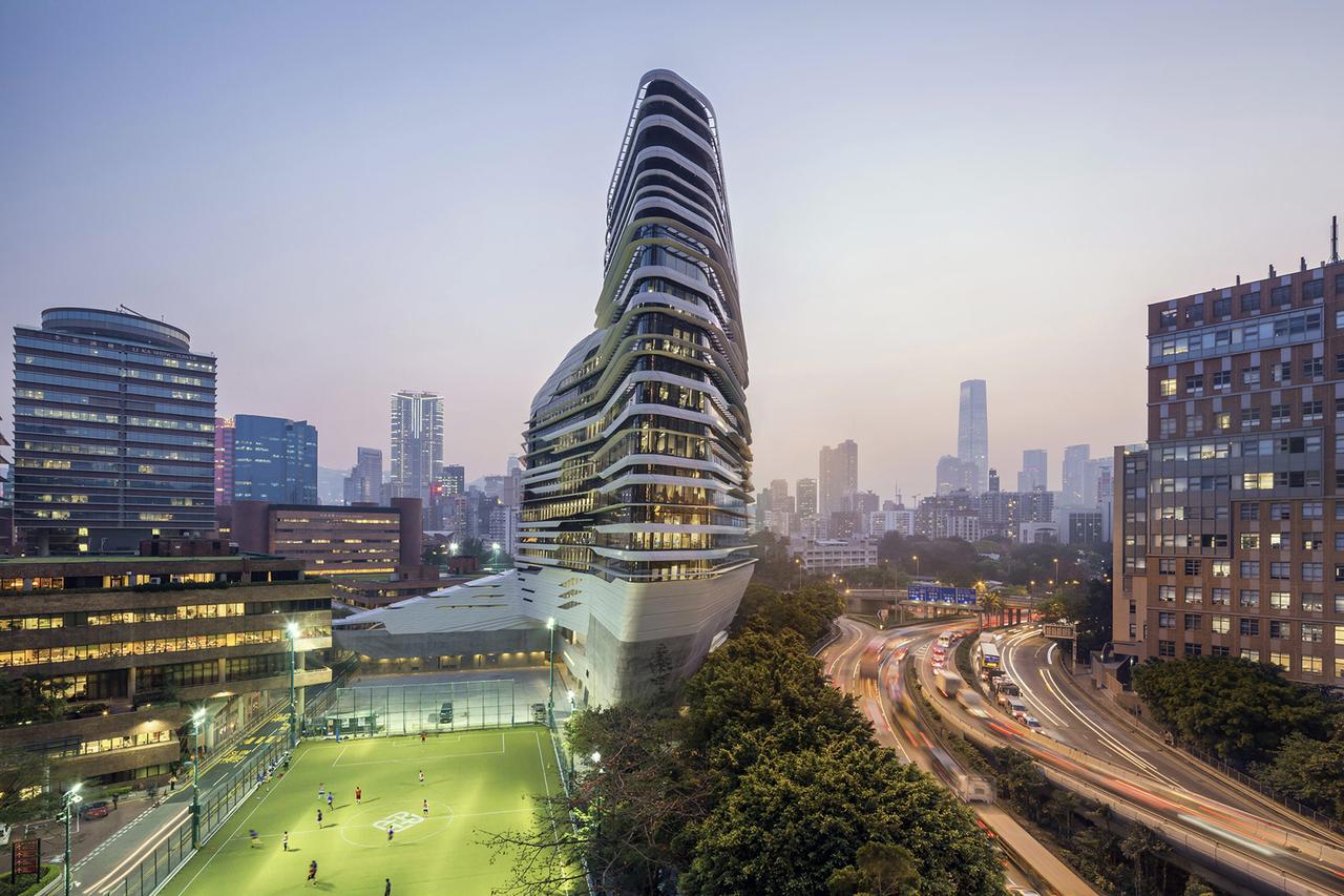 Инновационное здание для студентов в Гонконге.